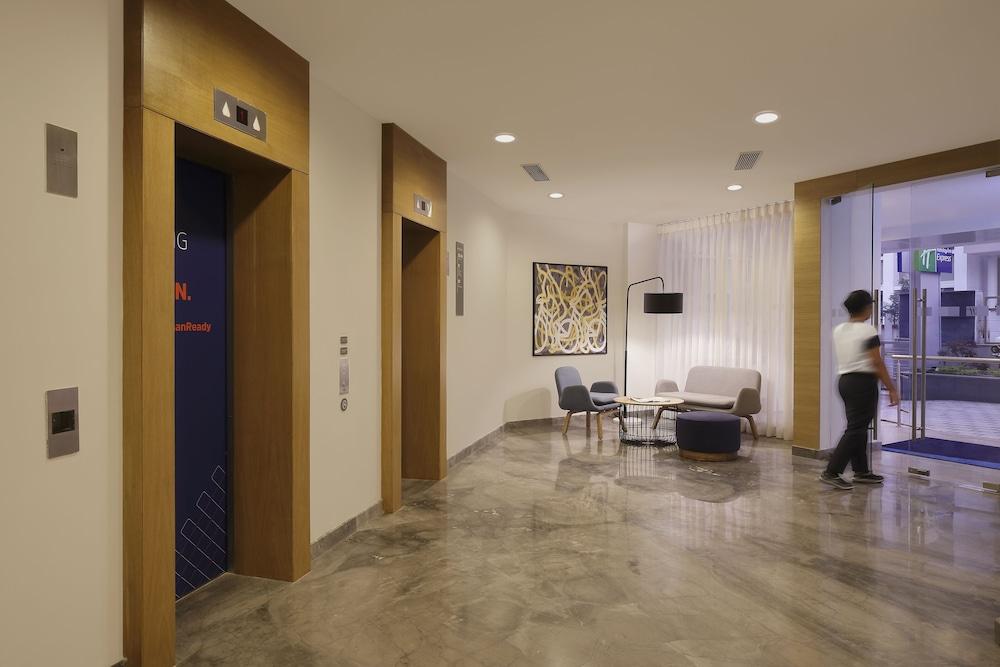 Holiday Inn Express Pune Pimpri By Ihg Exterior foto